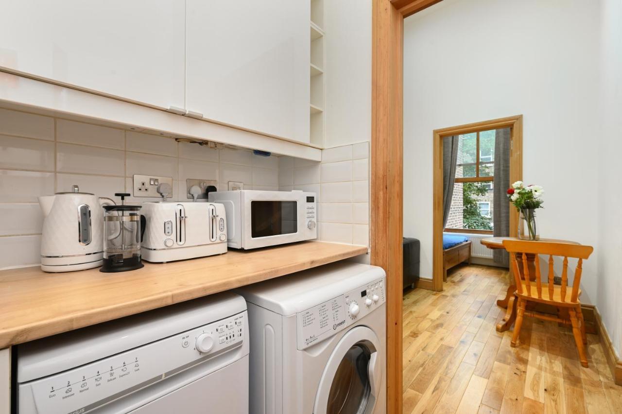 Imperial Earls Court Apartments Лондон Экстерьер фото