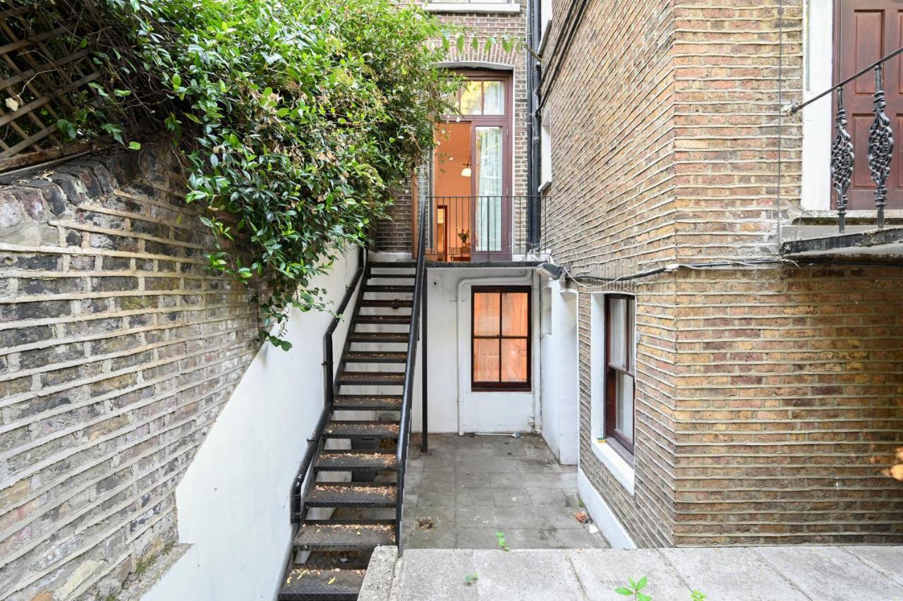 Imperial Earls Court Apartments Лондон Экстерьер фото