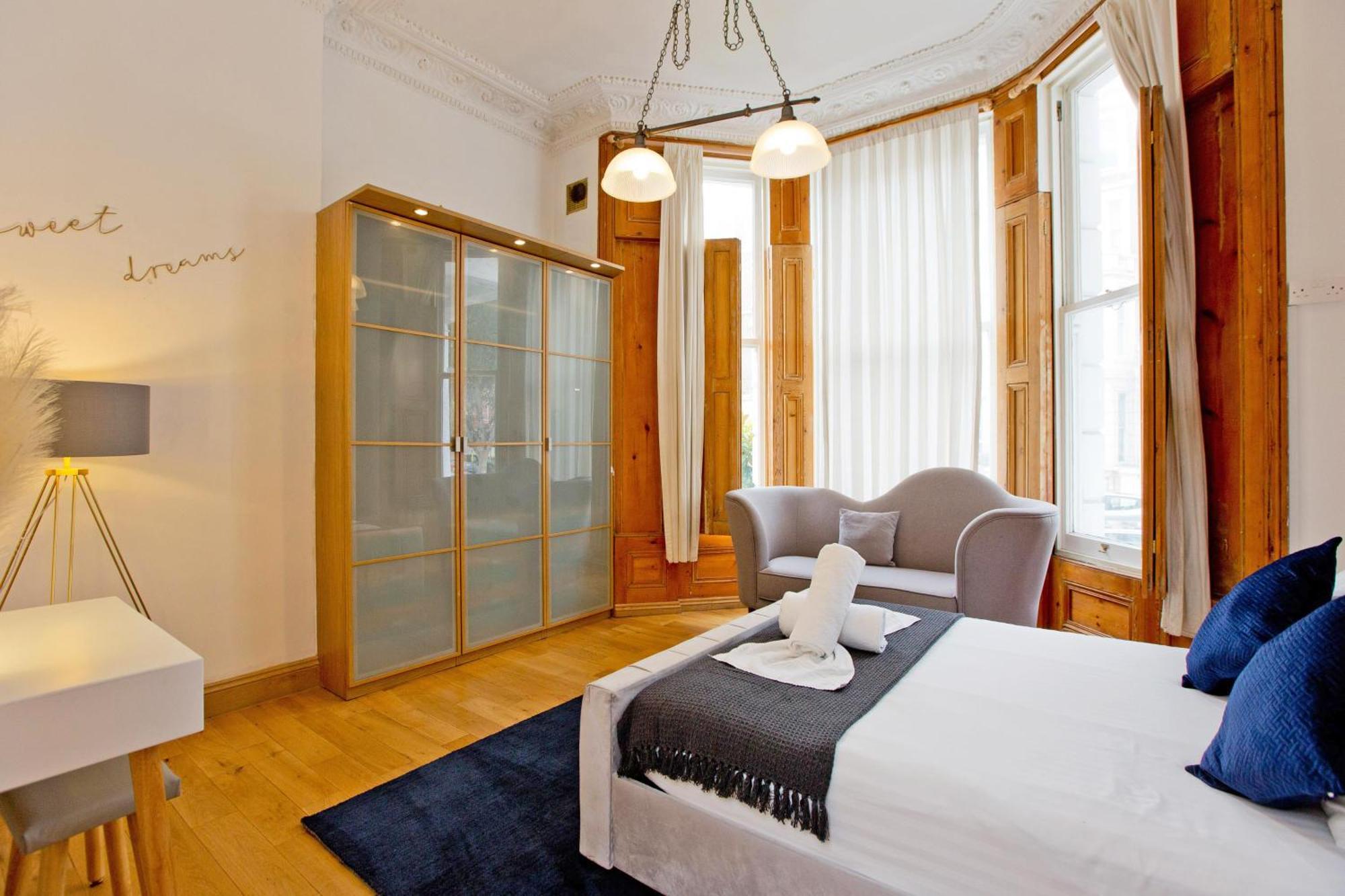 Imperial Earls Court Apartments Лондон Экстерьер фото