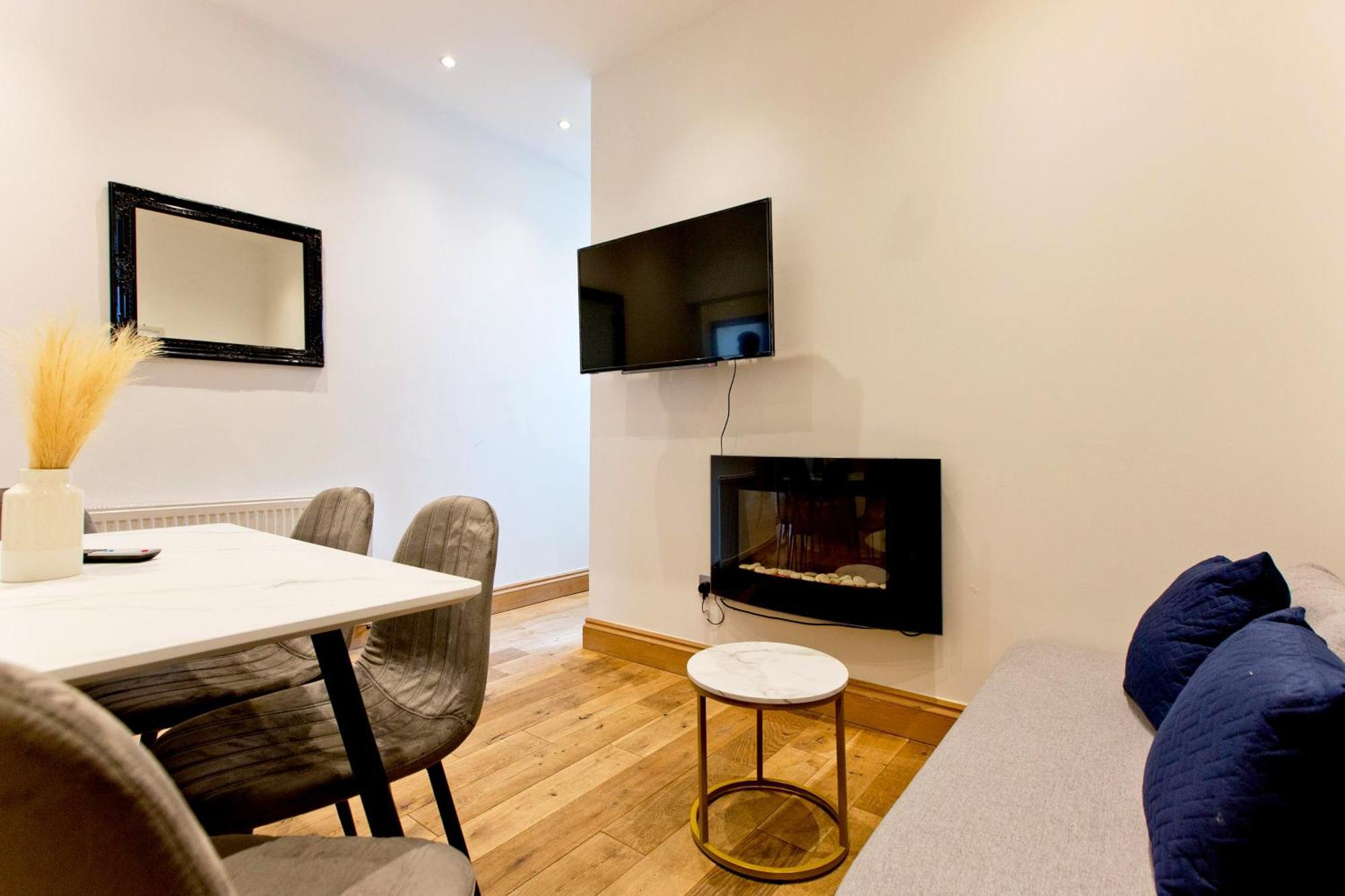 Imperial Earls Court Apartments Лондон Экстерьер фото